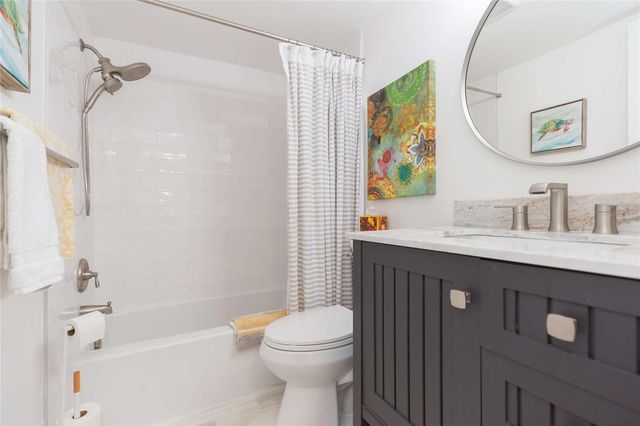 5633 PUERTA DEL SOL BOULEVARD S 204, St Petersburg, FL 33715