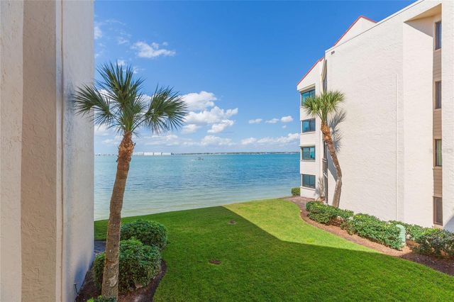 5633 PUERTA DEL SOL BOULEVARD S 204, St Petersburg, FL 33715