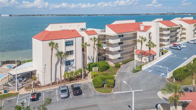 5633 PUERTA DEL SOL BOULEVARD S 204, St Petersburg, FL 33715