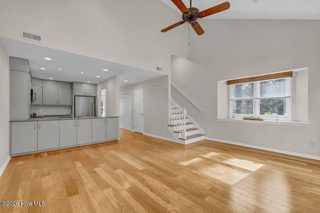 1800 Eastwood Road Apt 103, Wilmington, NC 28403