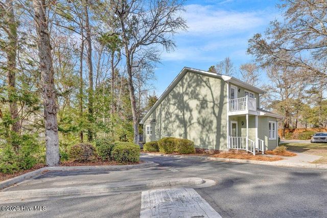 1800 Eastwood Road Apt 103, Wilmington, NC 28403