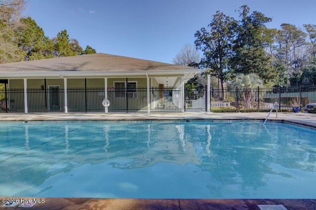 1800 Eastwood Road Apt 103, Wilmington, NC 28403