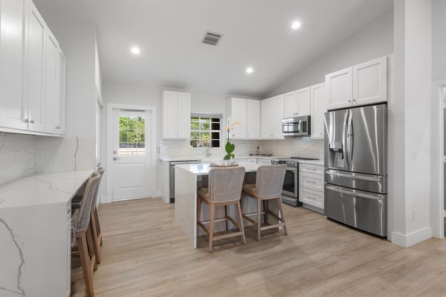 4101 120th Avenue S, Wellington, FL 33449