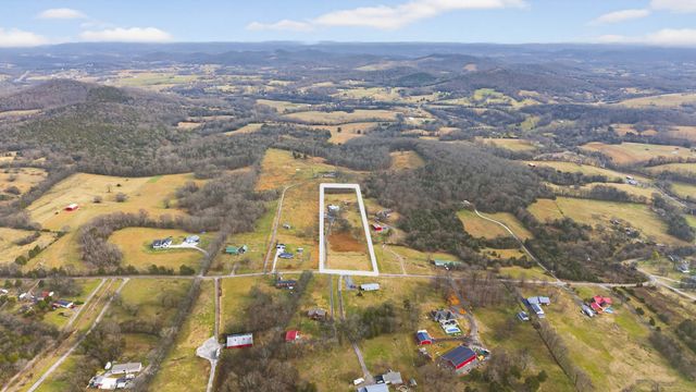 75 Vantrease Rd, Brush Creek, TN 38547