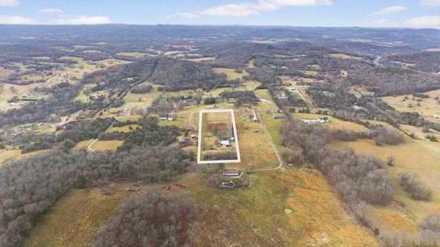 75 Vantrease Rd, Brush Creek, TN 38547