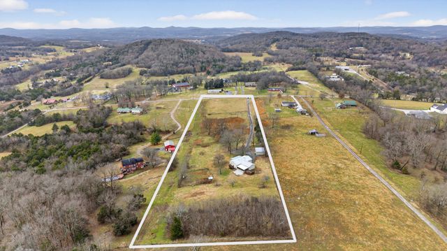 75 Vantrease Rd, Brush Creek, TN 38547
