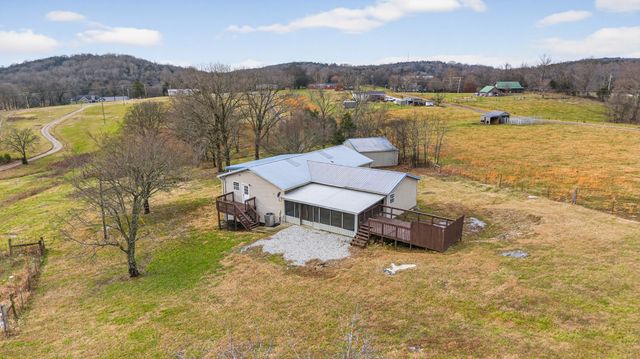 75 Vantrease Rd, Brush Creek, TN 38547