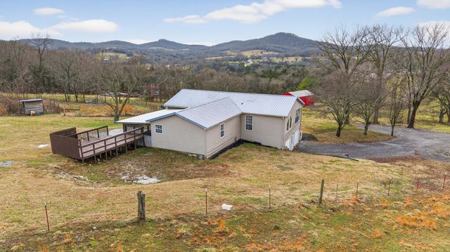 75 Vantrease Rd, Brush Creek, TN 38547