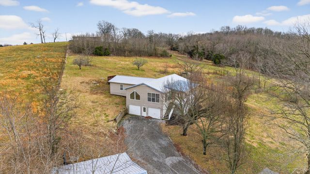 75 Vantrease Rd, Brush Creek, TN 38547