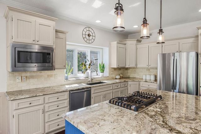14108 Hadley Street, Overland Park, KS 66223