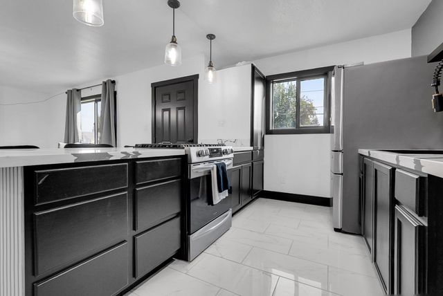 3767 Kentucky Ave, Riverbank, CA 95367