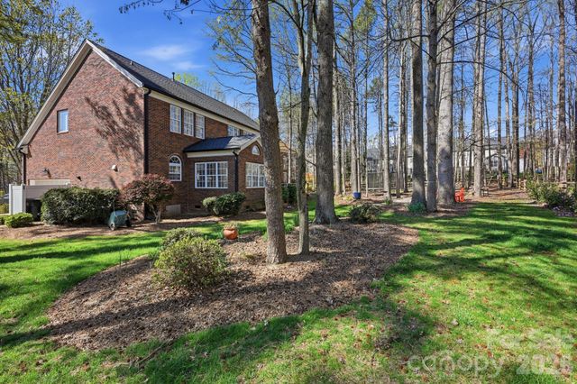 14905 Long Bow Lane, Huntersville, NC 28078