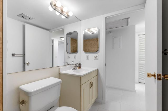 3010 Guildford A, Boca Raton, FL 33434