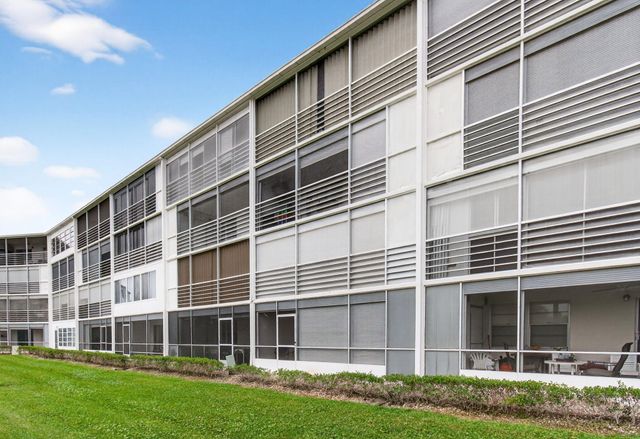 3010 Guildford A, Boca Raton, FL 33434