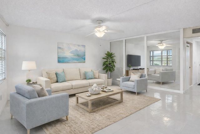 3010 Guildford A, Boca Raton, FL 33434