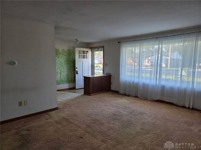 408 W Herr Street, Englewood, OH 45322