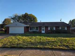 408 W Herr Street, Englewood, OH 45322