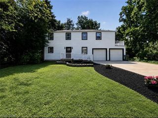 4 Owaissa Drive, Eastlake, OH 44095