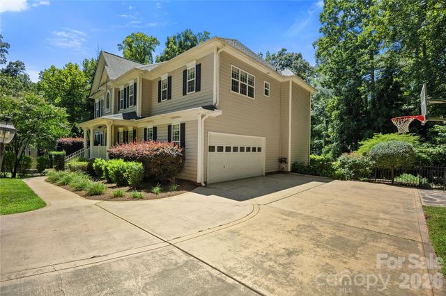 101 Egrets Walk Place, Mooresville, NC 28117