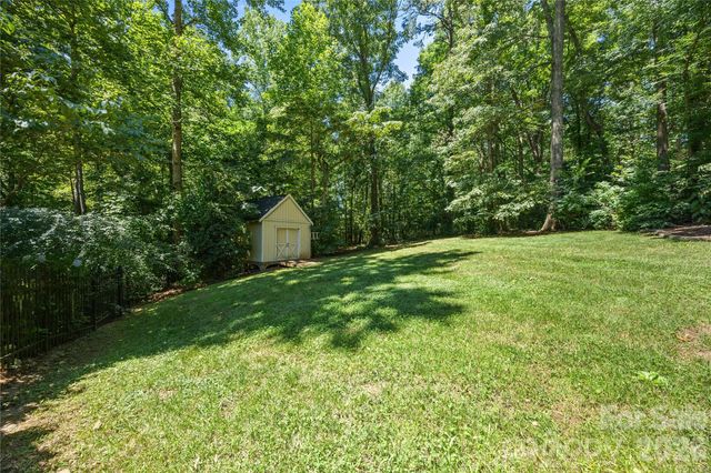 101 Egrets Walk Place, Mooresville, NC 28117