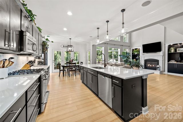 101 Egrets Walk Place, Mooresville, NC 28117