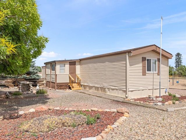353 E Byrd Dr, Pueblo West, CO 81007