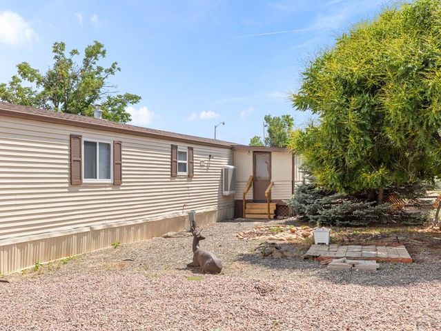 353 E Byrd Dr, Pueblo West, CO 81007