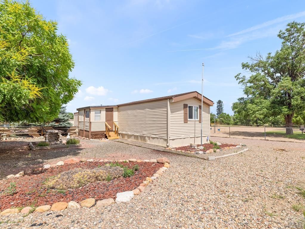 353 E Byrd Dr, Pueblo West, CO 81007