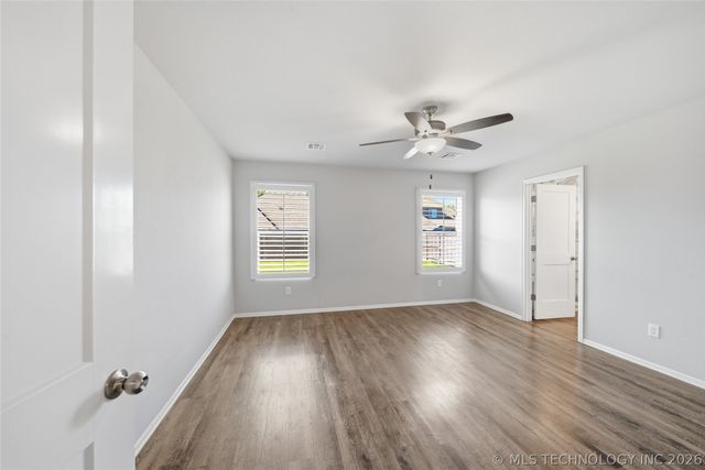 9234 E 133rd Street S, Bixby, OK 74008