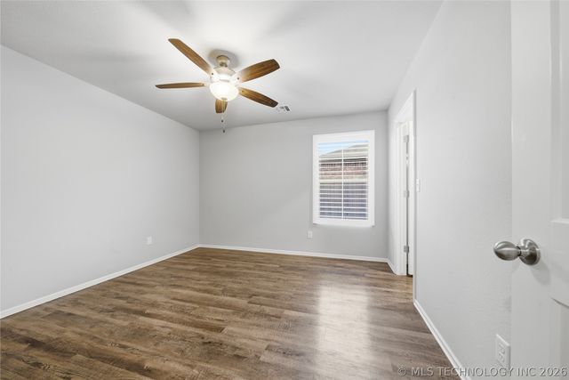 9234 E 133rd Street S, Bixby, OK 74008