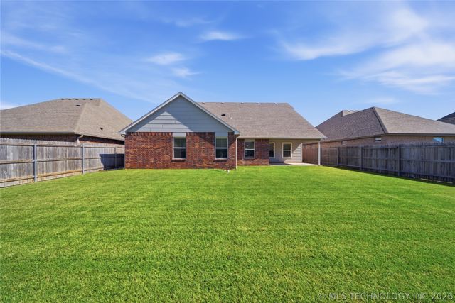 9234 E 133rd Street S, Bixby, OK 74008