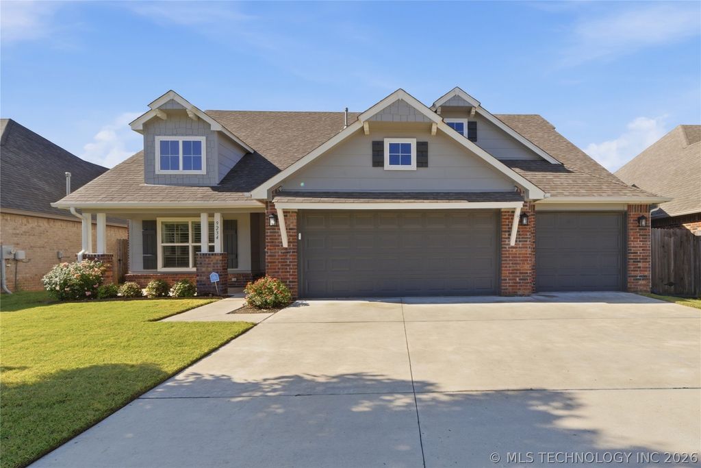 9234 E 133rd Street S, Bixby, OK 74008