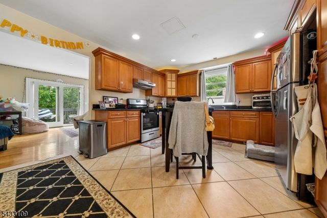268 Bell Ave, Lodi Boro, NJ 07644