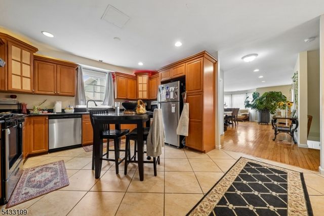 268 Bell Ave, Lodi Boro, NJ 07644