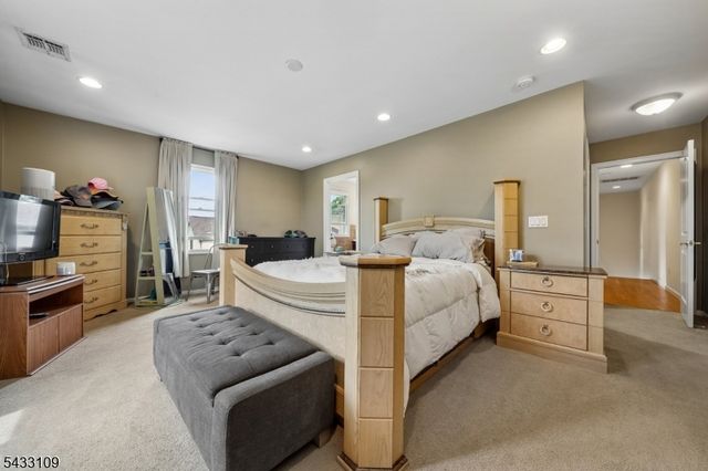 268 Bell Ave, Lodi Boro, NJ 07644