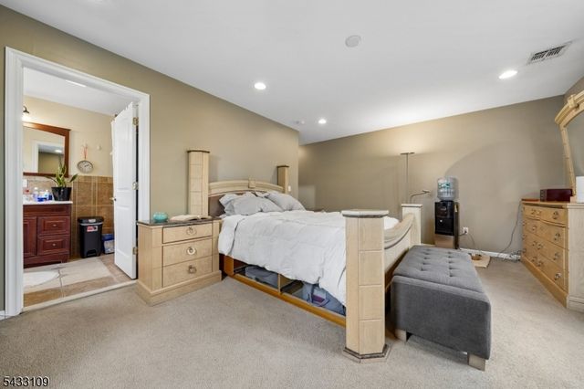 268 Bell Ave, Lodi Boro, NJ 07644