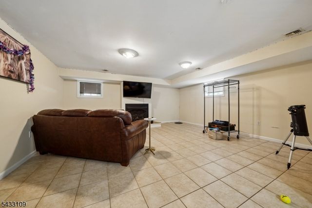 268 Bell Ave, Lodi Boro, NJ 07644