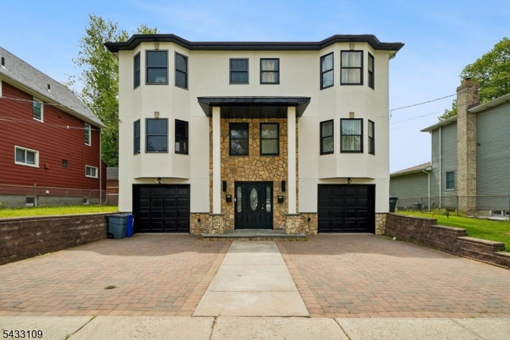 268 Bell Ave, Lodi Boro, NJ 07644