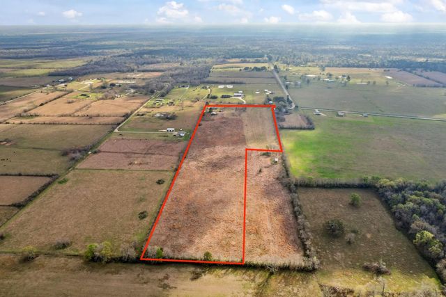 4041 County Road 2058, Hull, TX 77564