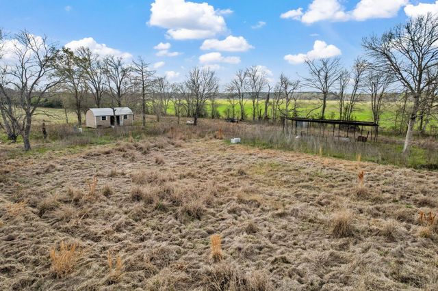 4041 County Road 2058, Hull, TX 77564