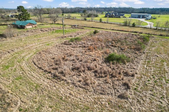 4041 County Road 2058, Hull, TX 77564