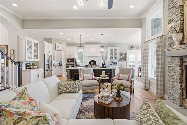10501 W 160th Street, Overland Park, KS 66221