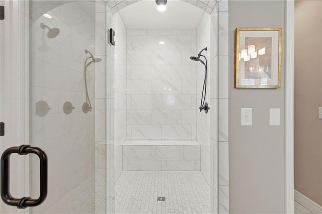 10501 W 160th Street, Overland Park, KS 66221