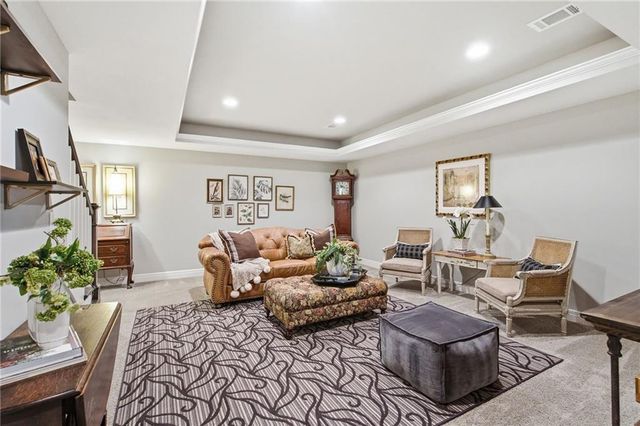 10501 W 160th Street, Overland Park, KS 66221