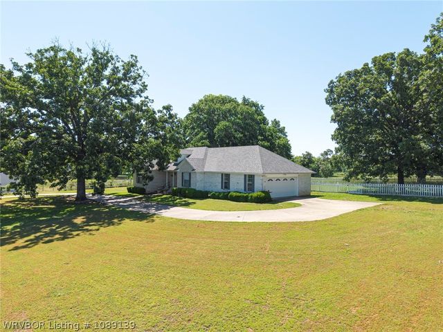 615 Clear Creek Road, Alma, AR 72921