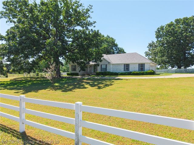 615 Clear Creek Road, Alma, AR 72921