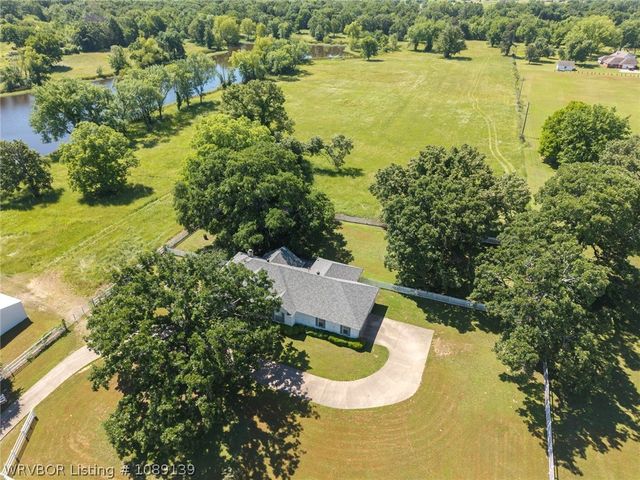 615 Clear Creek Road, Alma, AR 72921