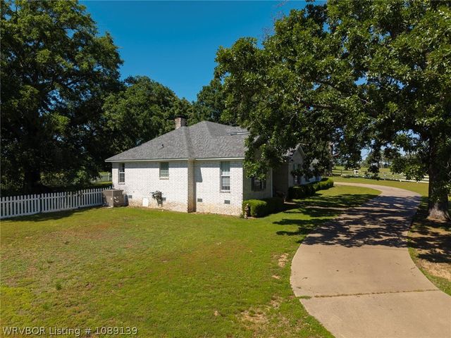 615 Clear Creek Road, Alma, AR 72921