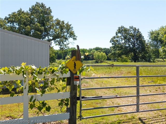 615 Clear Creek Road, Alma, AR 72921