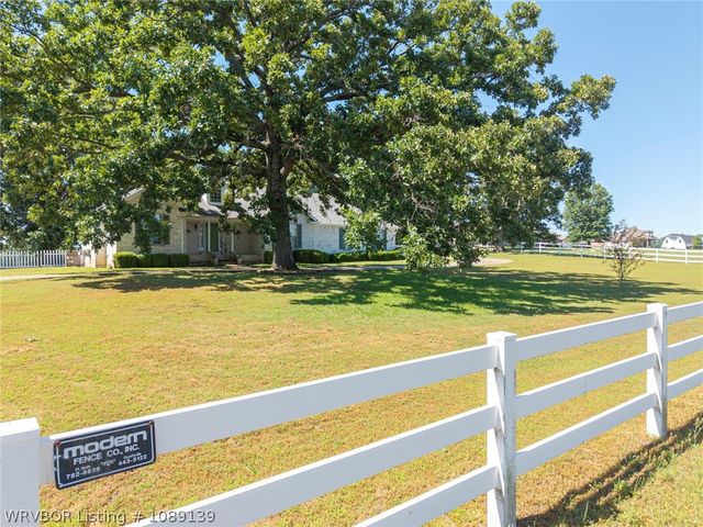 615 Clear Creek Road, Alma, AR 72921